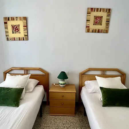 Sol Y Playa Tatil Evi *